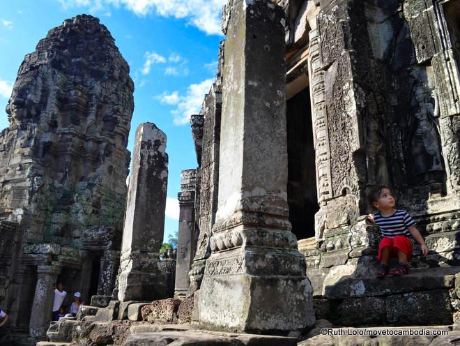 kids at Angkor temples