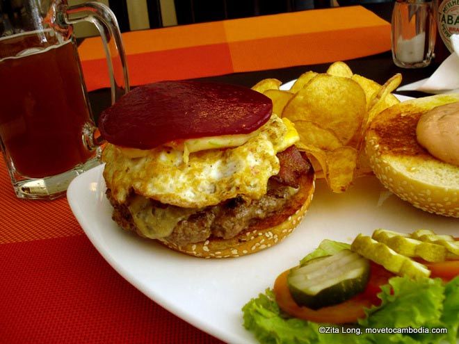 best burger phnom penh?