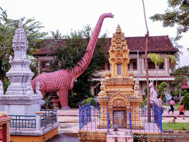 Dinosaurs in Battambang