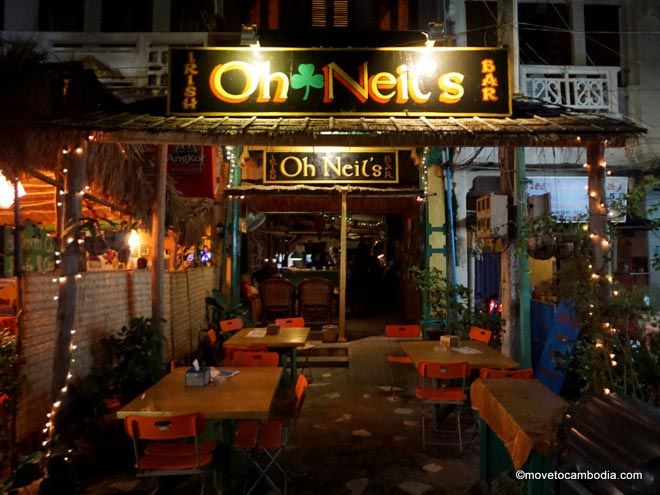 Oh Neils Kampot bar