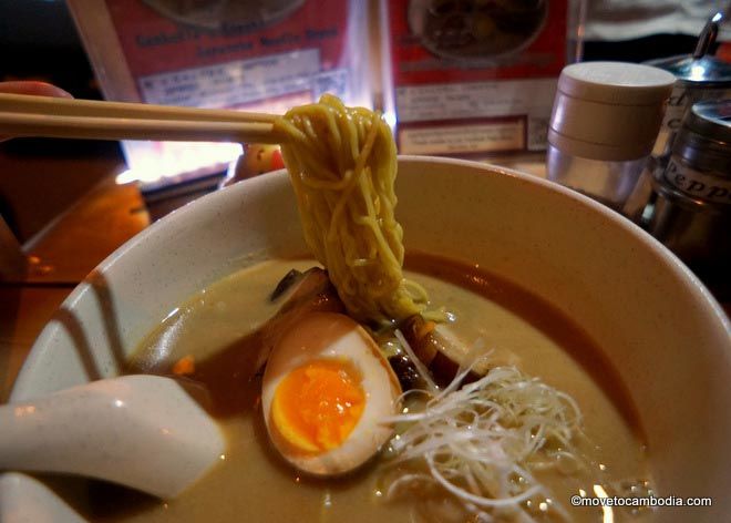 champion ramen phnom penh